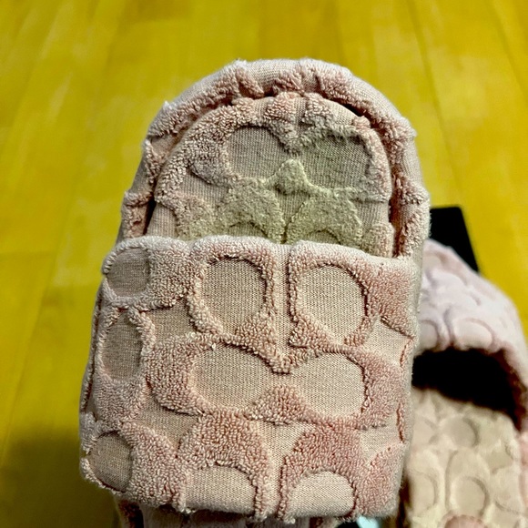 Coach Bridgett Terry Sandal/Slippers size 6 - Picture 9 of 14